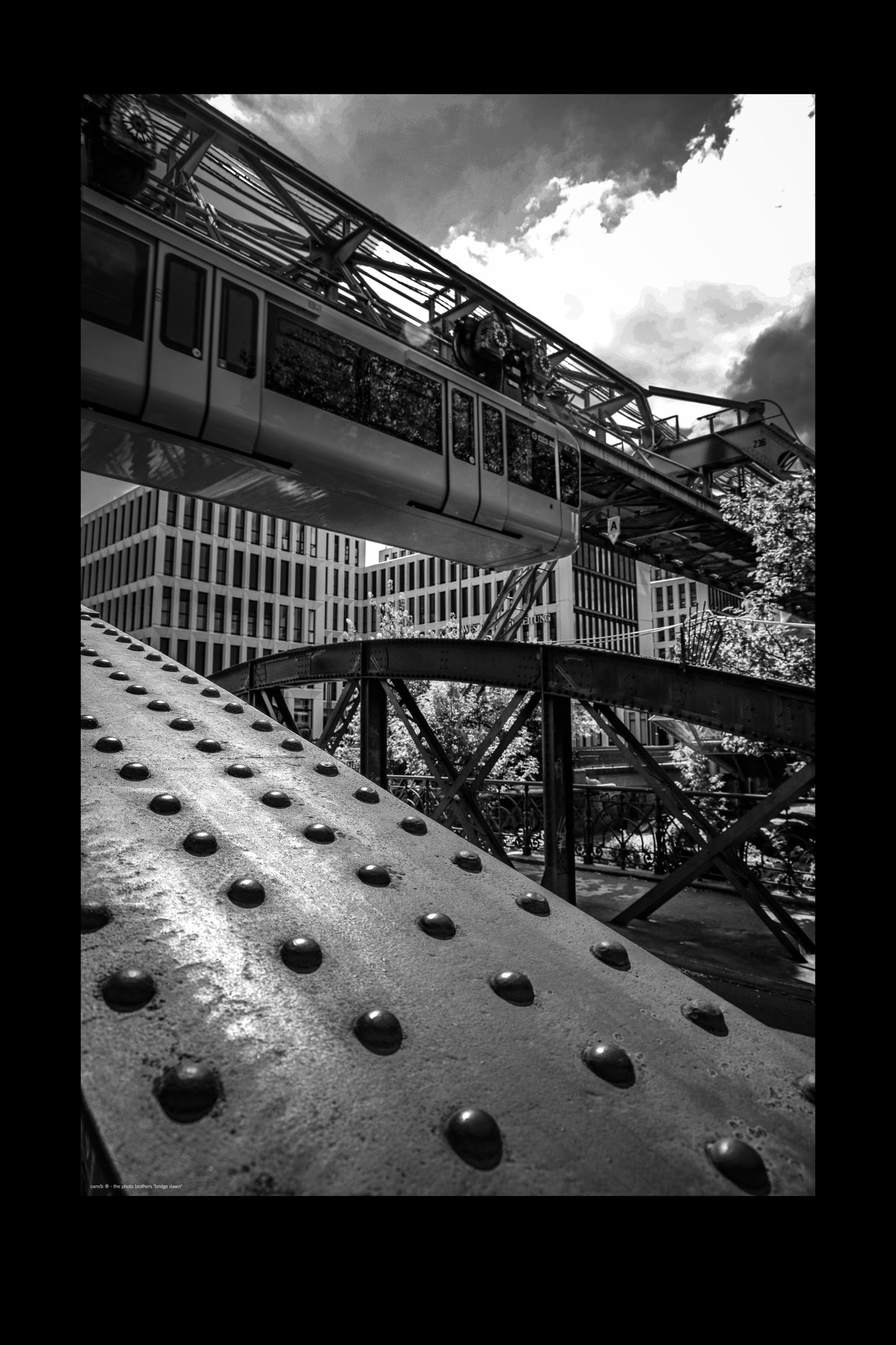 Wandbild "bridge dawn"