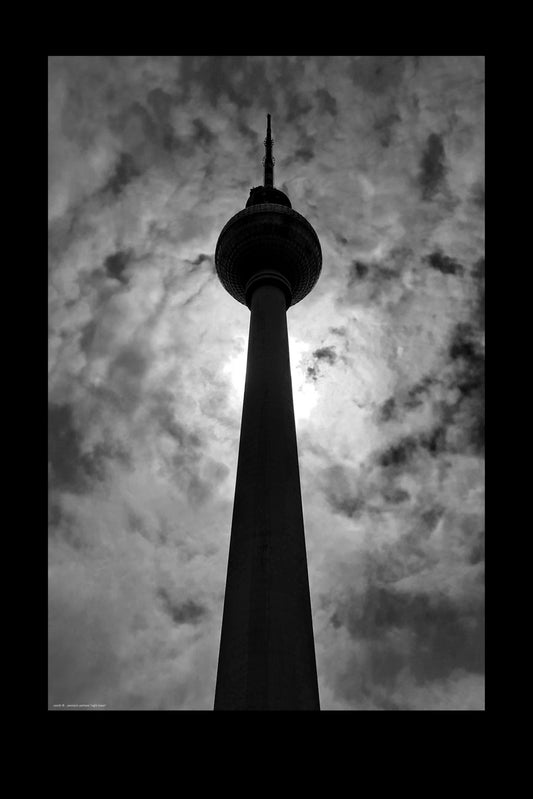 Wandbild "night tower"