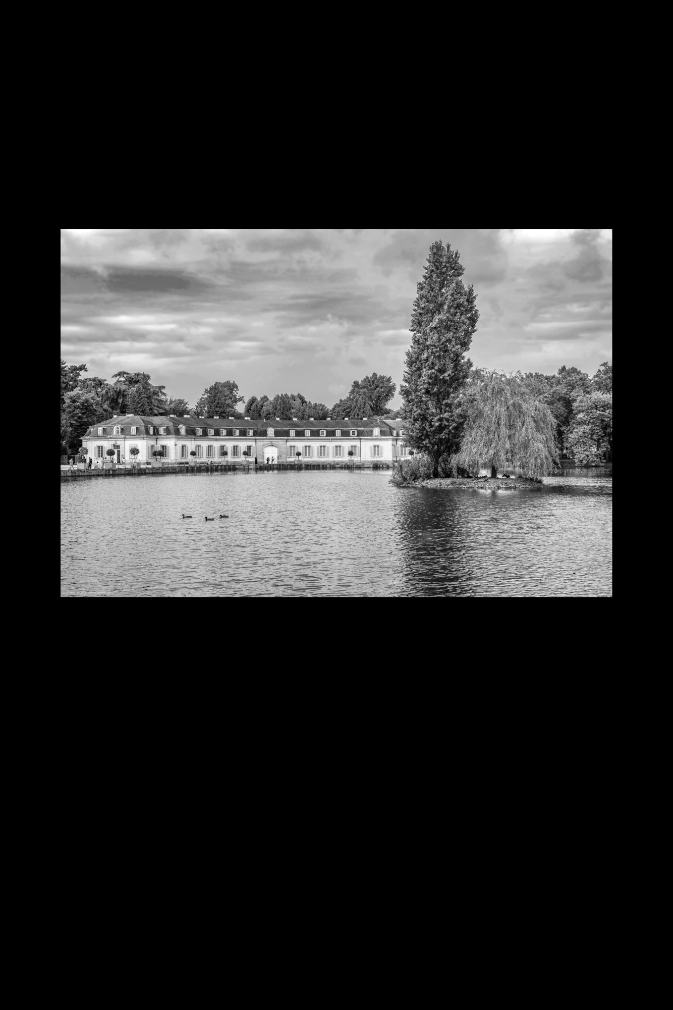 Wandbild "lakeside palace"